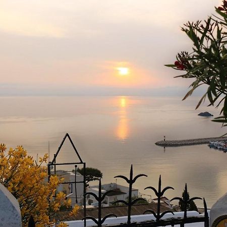 Villa Isabella 폰차 외부 사진